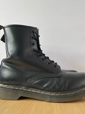 Dr. Martens 1460 Smooth Leather Boot | US 9
